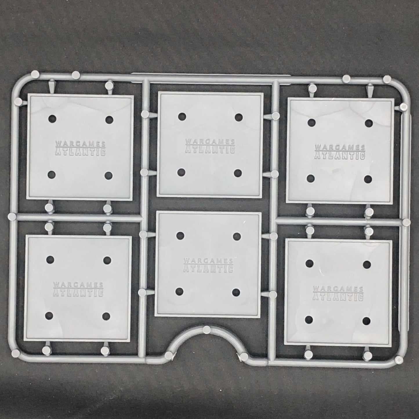 General Accoutrements 40mm square bases sprue