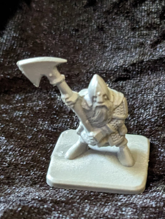 EM4 Dwarves with Axes - a basic review