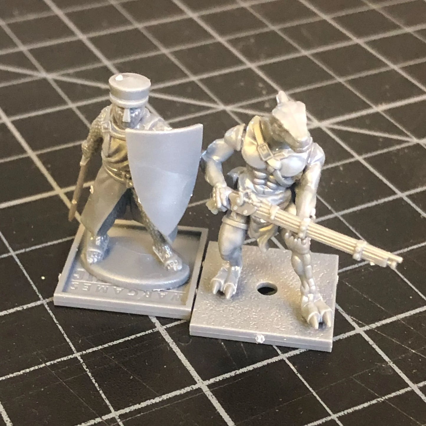 General Accoutrements 20mm square bases sprue