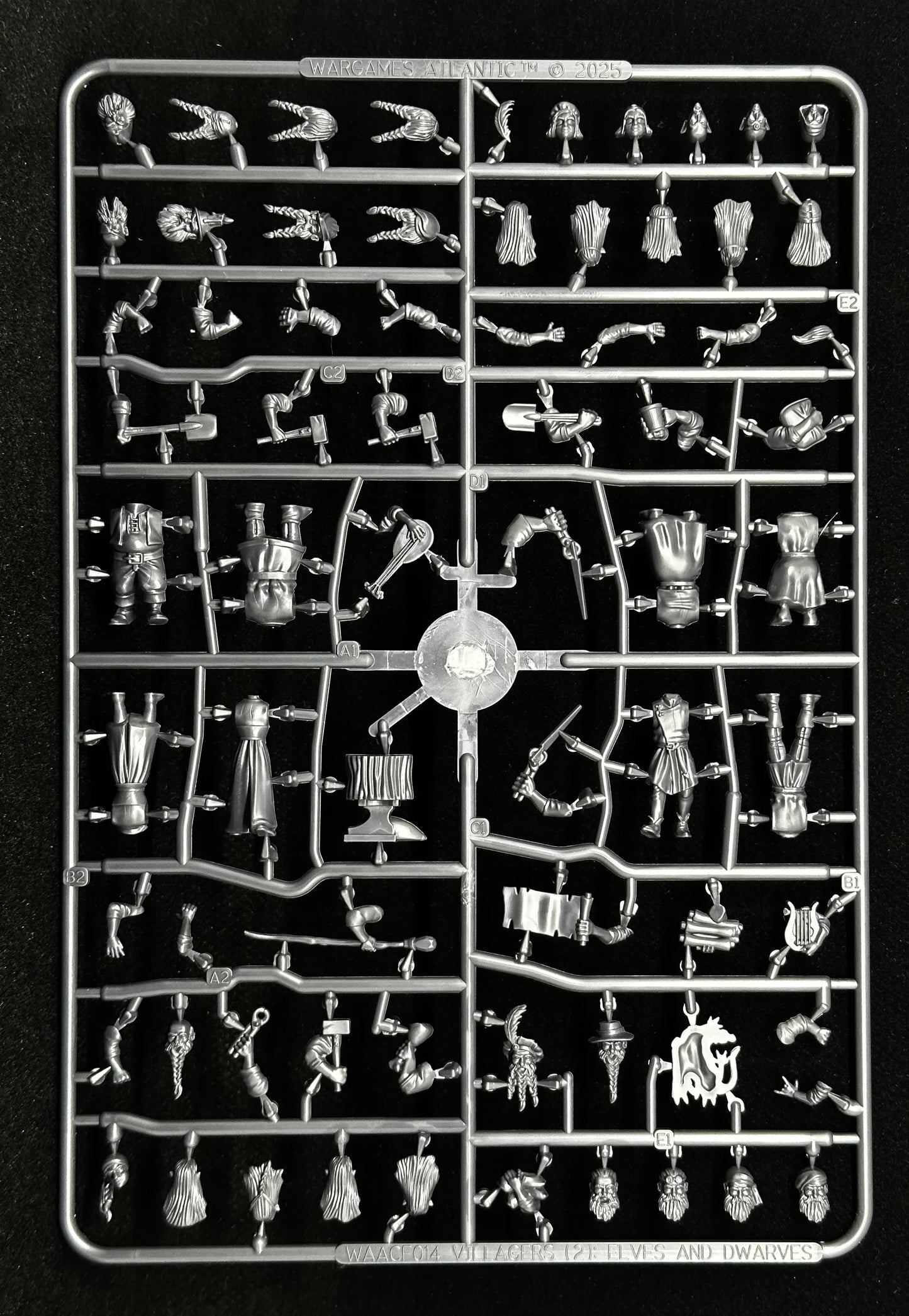 Classic Fantasy Villagers (2): Elves & Dwarves Individual Frame