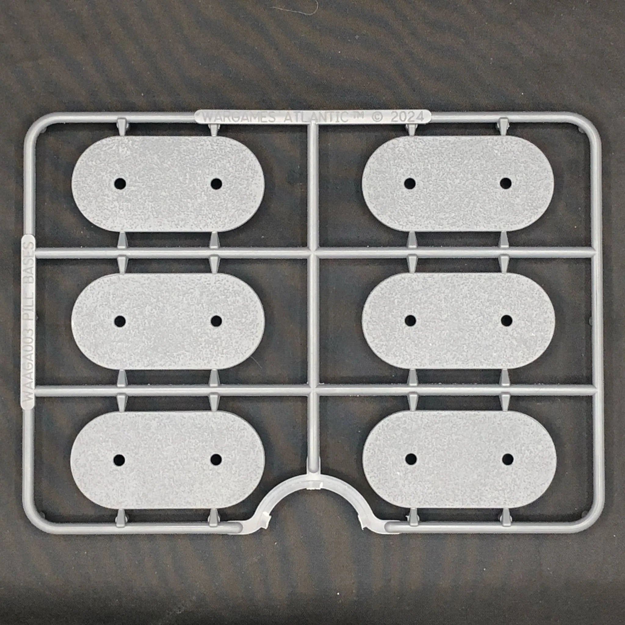 General Accoutrements 25x50mm pill bases frame – McDougall Designs