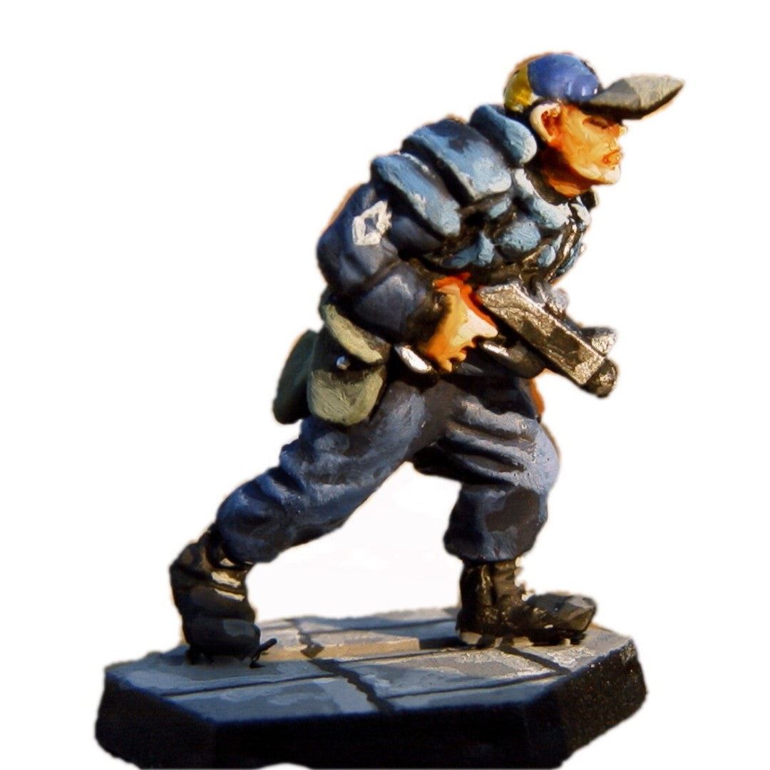 Swat Team Medic with Heavy Pistol - Miniature